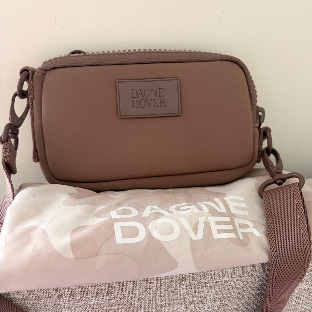 Mara Neoprene Phone Sling